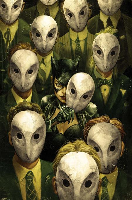 Catwoman #83 Cover A Sebastian Fiumara Pre-order Catwoman #83 Cover A Sebastian Fiumara Pre-order